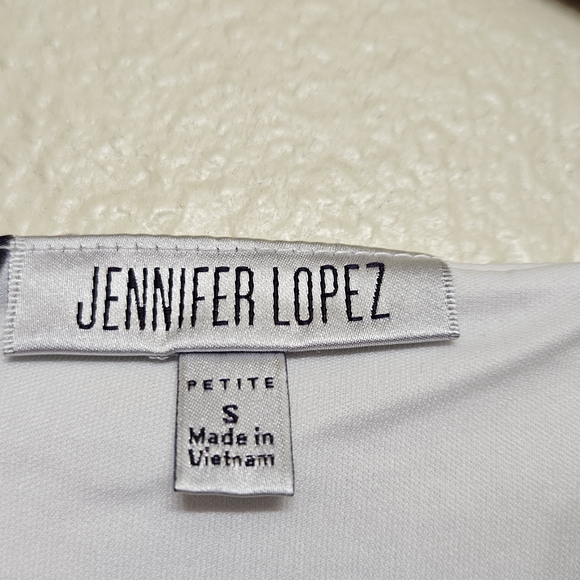 🌸 JLo Inspired Tube Dress – Floral & Chain Details ✨ - Picture 7 of 7